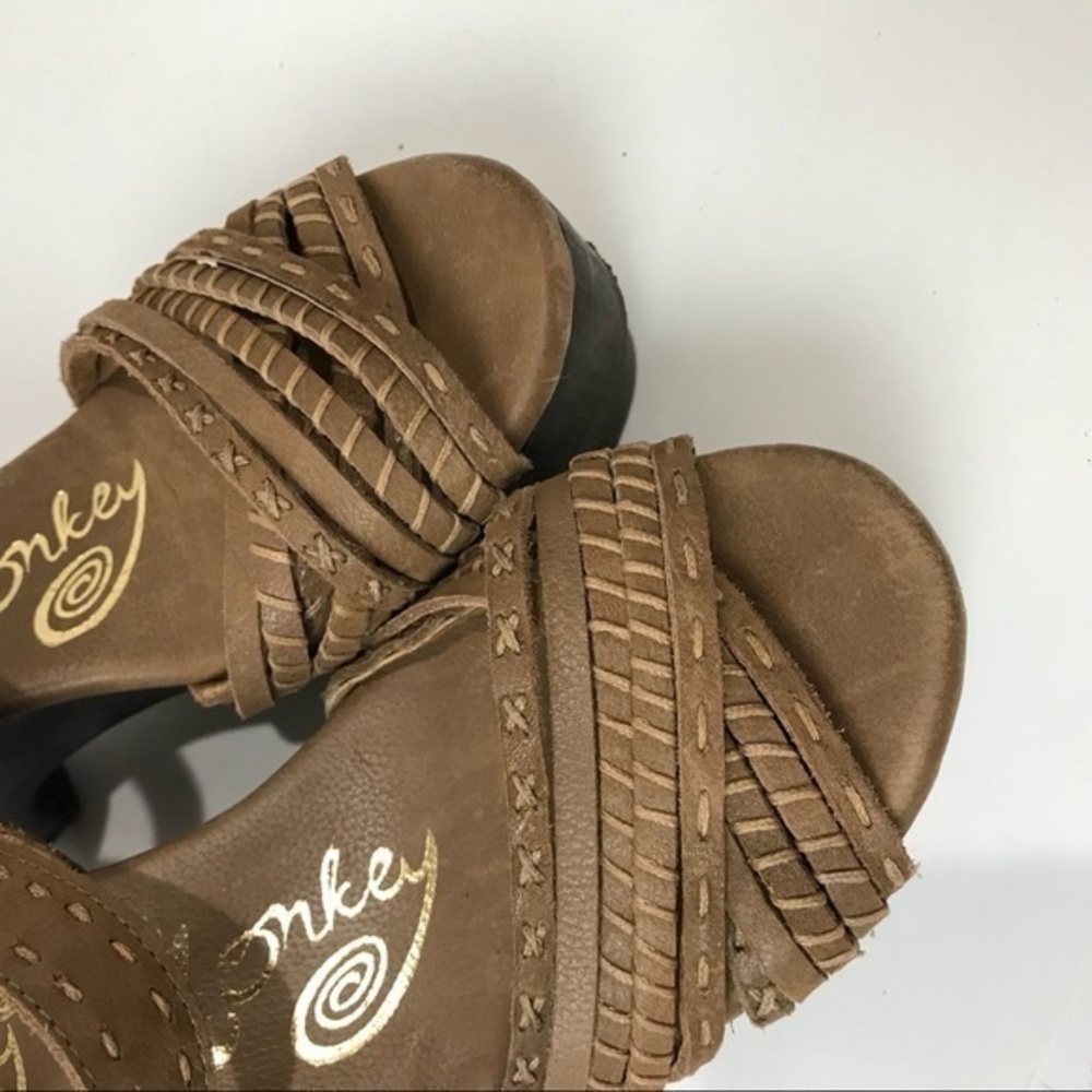 Naughty monkey Calla platform Size 8.5 - Picture 6 of 6